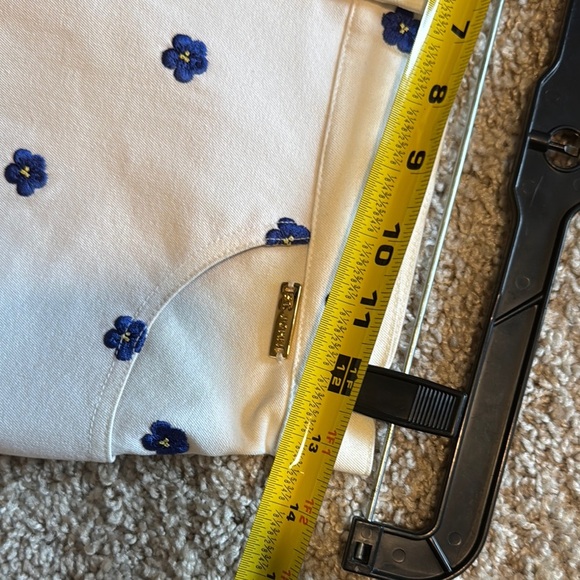 St. John sport by Marie gray White Pants with Navy Floral Design - Picture 9 of 11